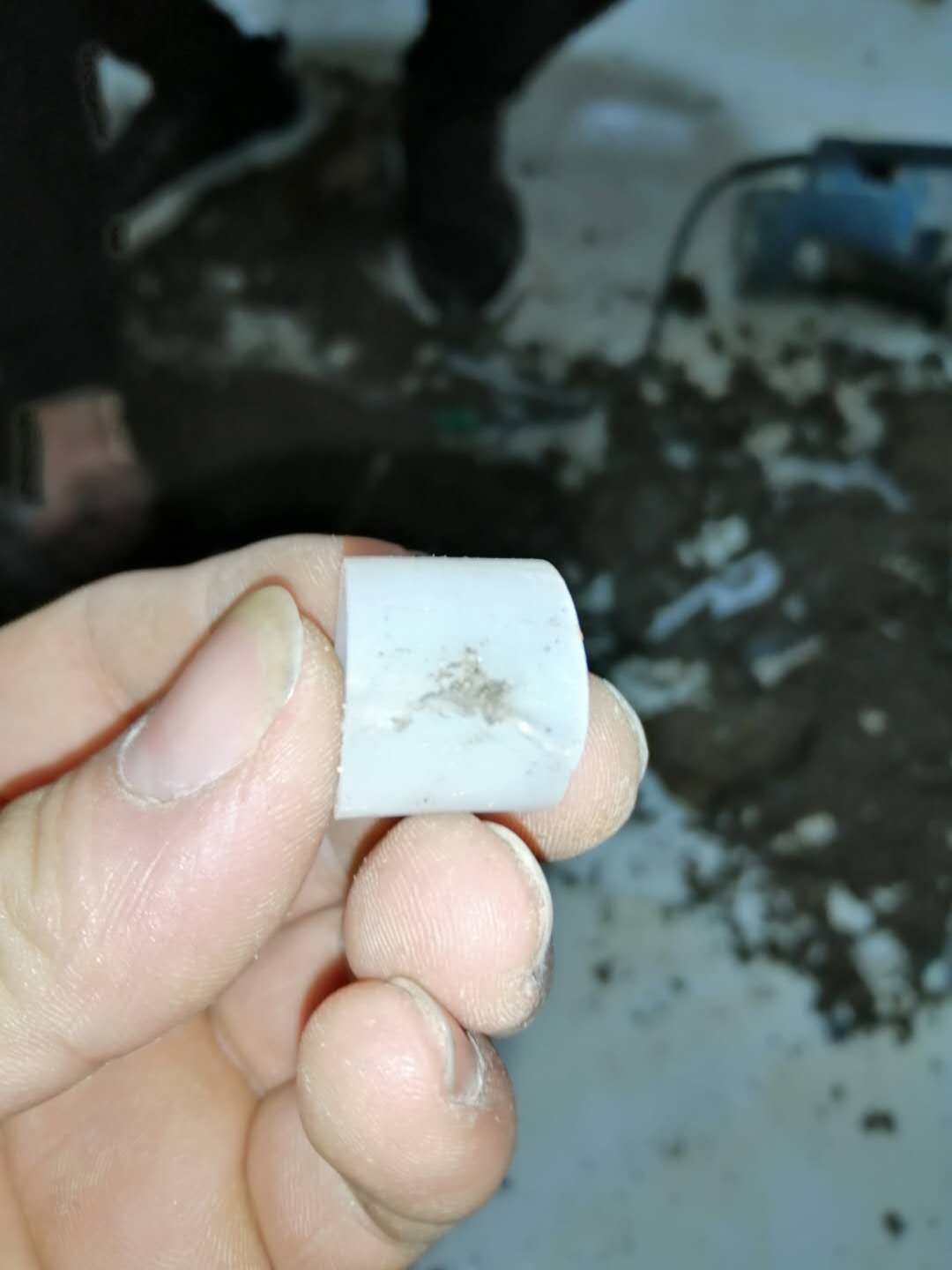 黑河家里地暖漏水了怎么办？